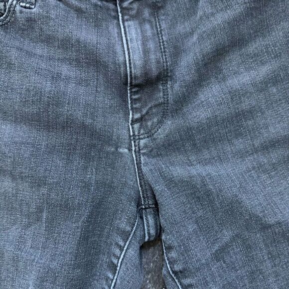 Good Threads Women's Whiskering Frayed Hem Jeans Black Size Large / 30 - Picture 4 of 14